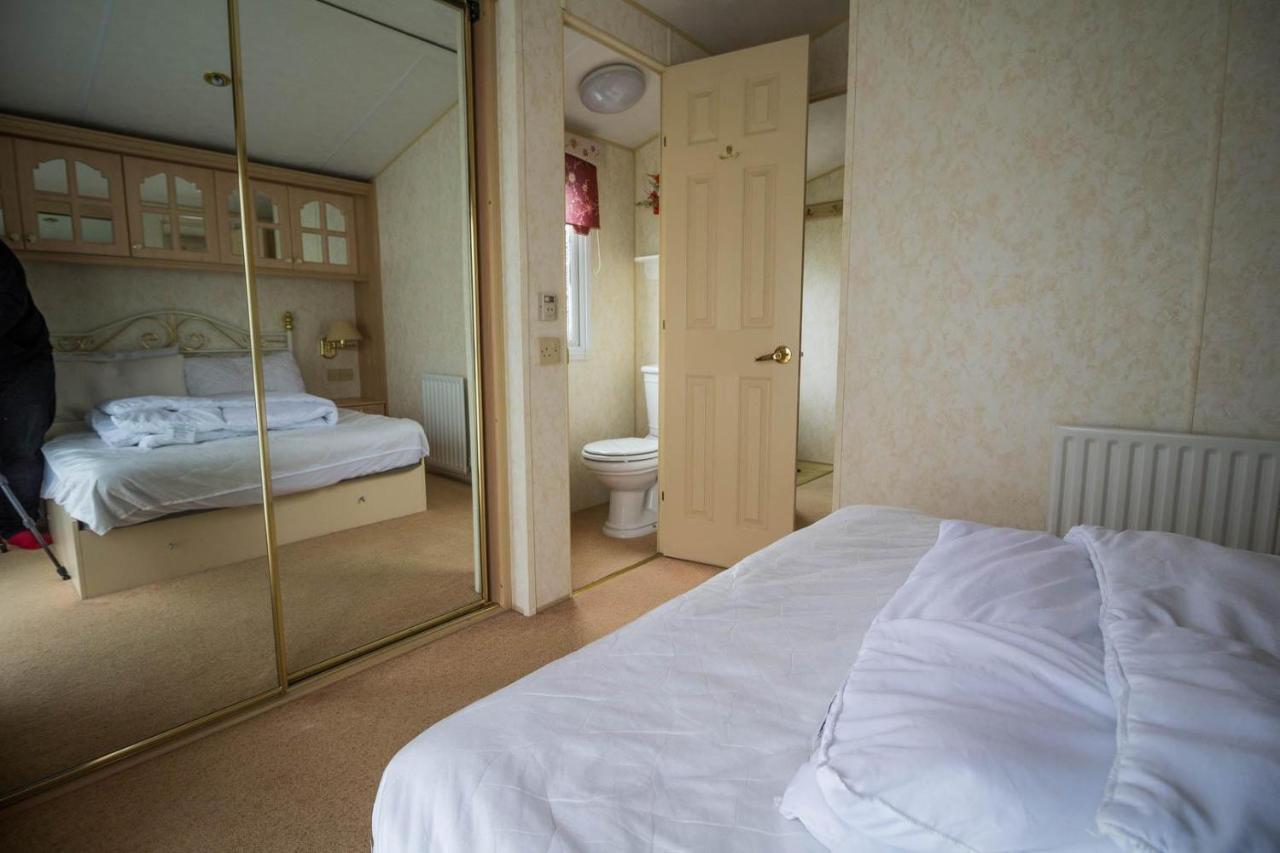 ホテル Brilliant Caravan For Hire At Manor Park In Hunstanton Norfolk Ref 23176K エクステリア 写真